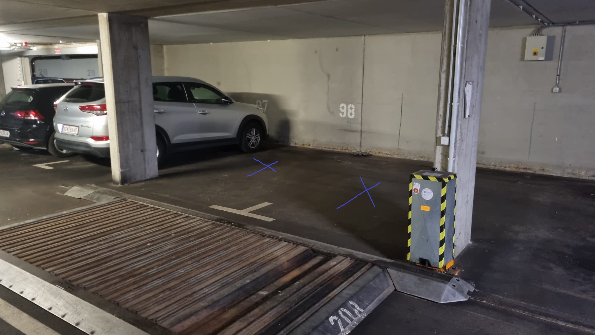 Garagenstellplatz — photo 1
