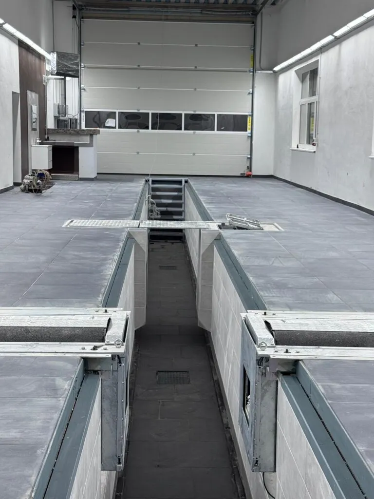 LKW Prüfhalle §57a PROVISIONSFREI!! NEU EINGERICHTET!! mit 2 gut beleuchteten Dachkuppeln und Sektionaltor ca. 27m lang — photo 6