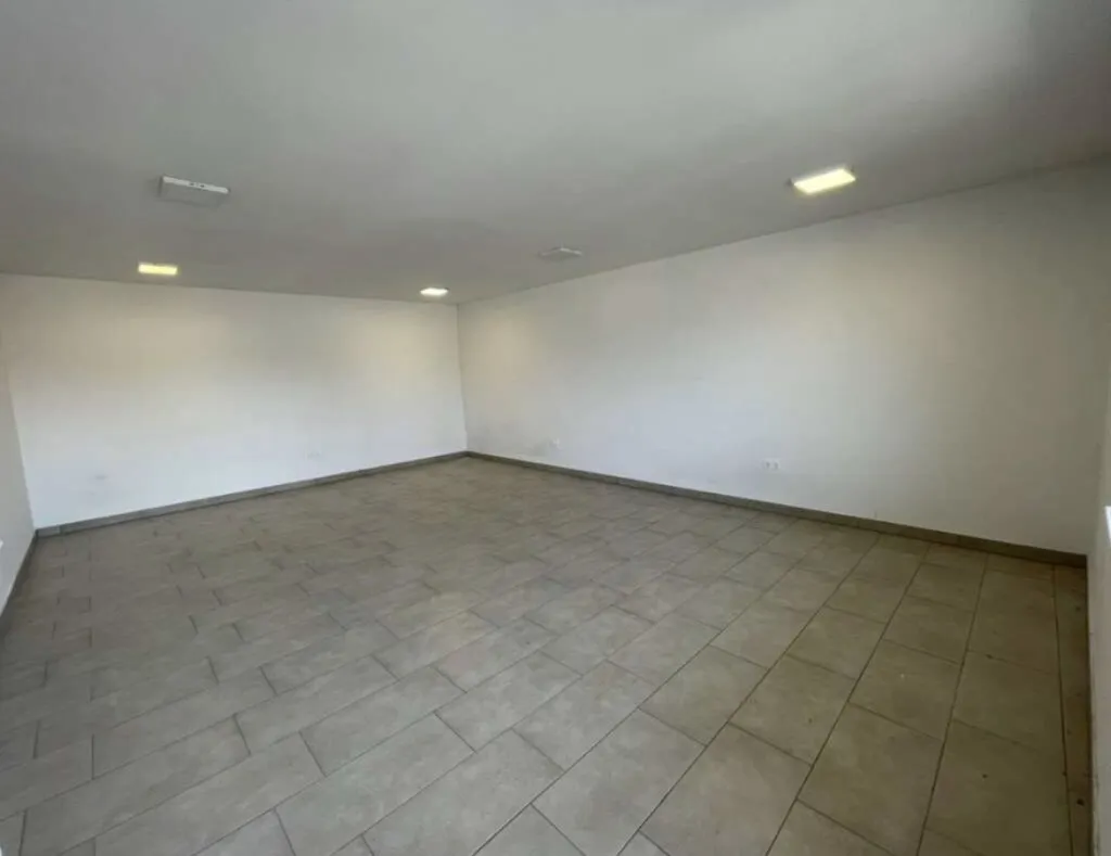 Verschiedene Nutzungsmöglichkeiten Büro, Musik Proberaum, Hobby, Fotostudio etc. 32,5 m² NO8 — photo 4