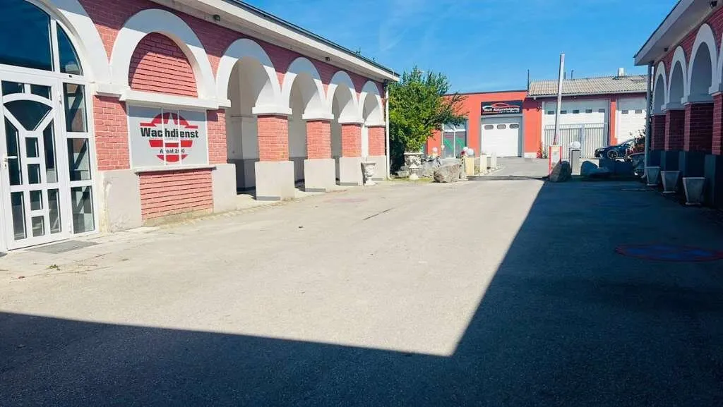 Vielseitig nutzbarer Raum, Büro, Lager im Industriegebiet — photo 10
