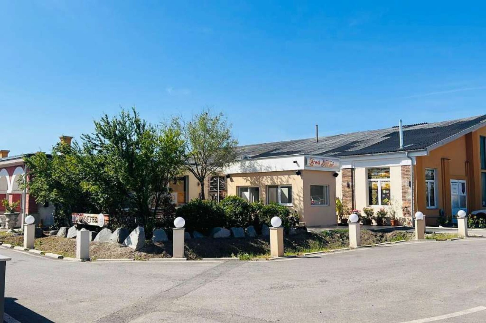 Helle Gewerbe- und Werkstatthalle in Sollenau - mit Hebebühnen, Lkw-Zufahrt und umfangreicher Ausstattung (Halle T3) — photo 10