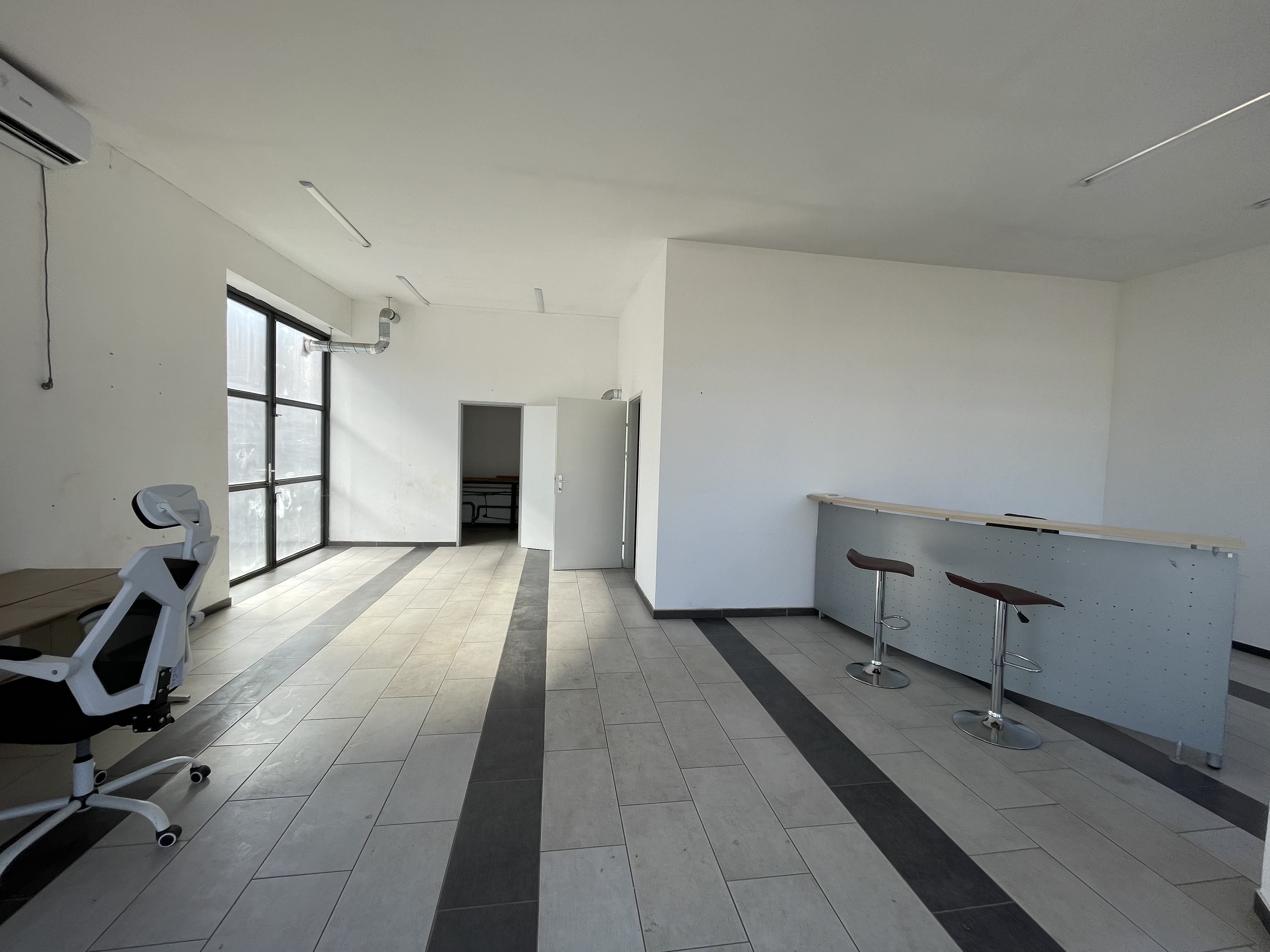 PROVISIONSFREI!!! Sehr schöne, sonnige Halle, Lager, Werkstatt mitten in Areal200 in Sollenau SR3 — photo 6