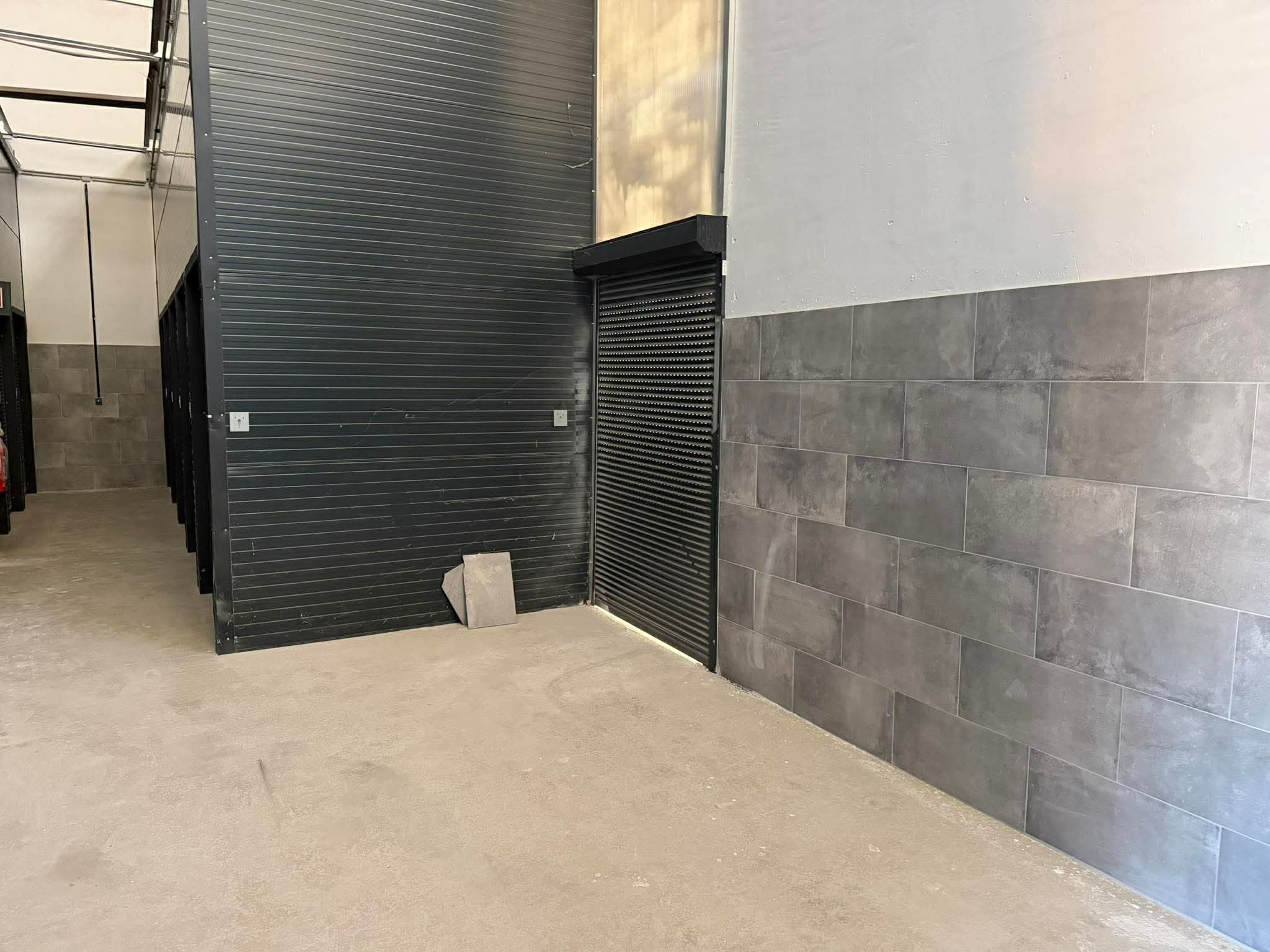 Selfstorage, Kleinlager ab 5 m² - ideal für Motorrad-Überwinterung — photo 3